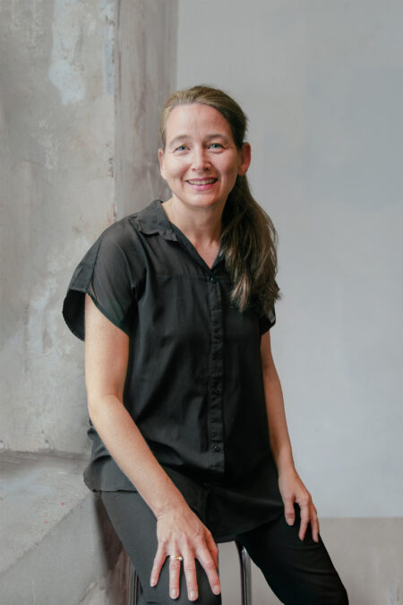 Portrett av Karina Jensen, senior interiørarkitekt MNIL i Haltenbanken.