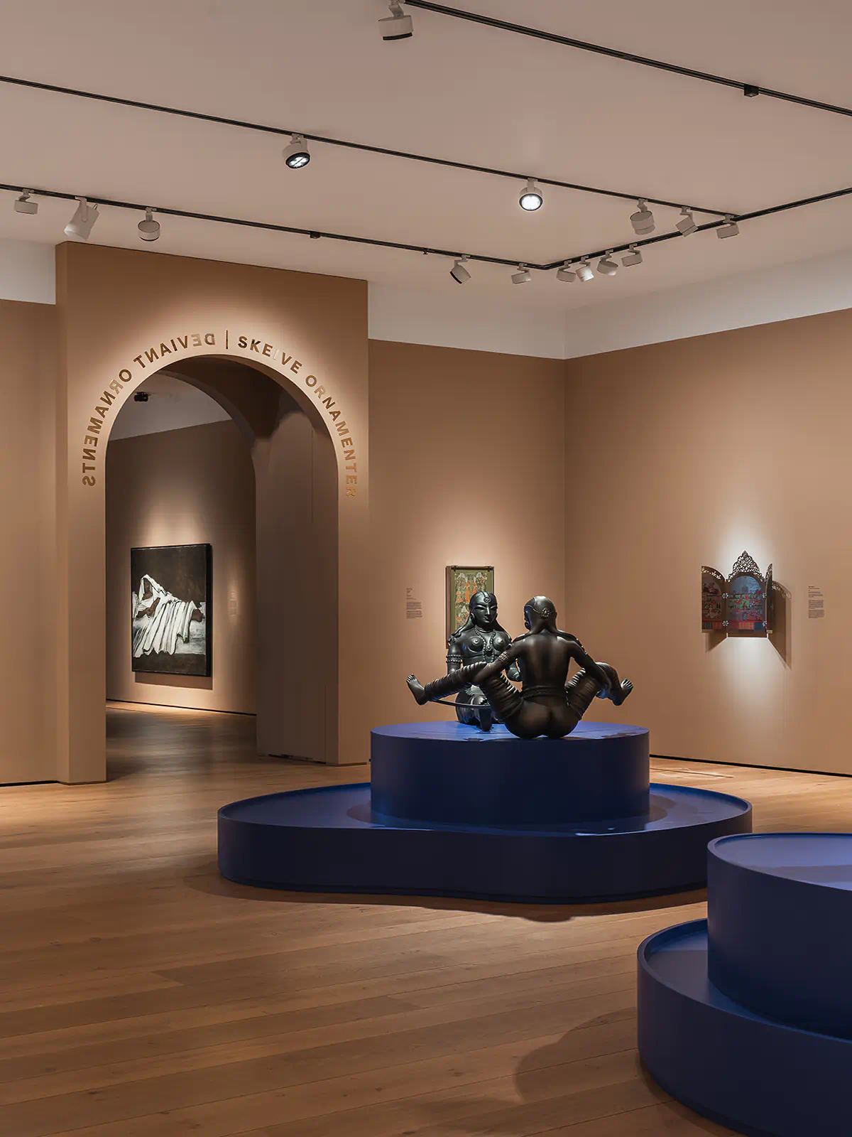 Haltenbanken deviant ornaments nasjonalmuseet buegang skulptur