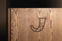 Haltenbanken sylvsmidja detalj logo tre naerbilde